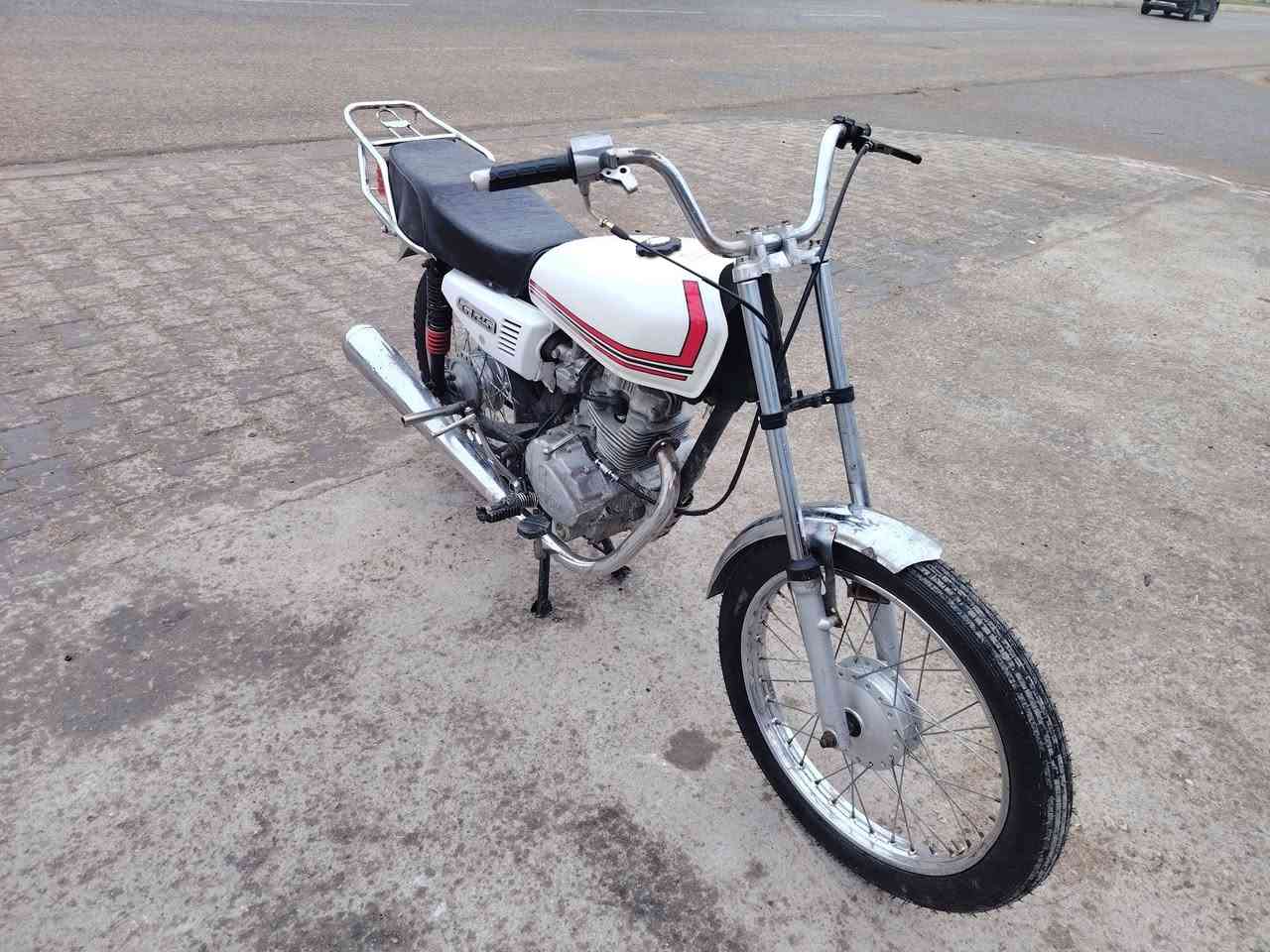 كلك كفاله من سرقه واي شي تعمير جديد محرك هوندا ياباني خمسه نمر دراجه كلها تعمير جديد مراوس بدراجه اوتماتيك


**إذا كنت صاحب هذا الإعلان وتريد حذفه لأي سبب، رجاءا أرسل رسالة إلى الدعم الفني**