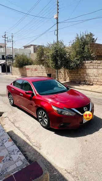 السلام عليكم 
للبيع نيسان التيما موديل 2017 SV 
السعر١١٢ومجال بسيط 
حادث شبر بنيت و جملغ خلفي بدون ارباك ارباك ماطاك 
عليها ورقتين ينزل من سعر 
رقم اربيل 
مواصفات 
تشغيل عند بعد 
بصمه 
ابواب بصمه 
صندوق بصمه 
تحديد سرعه 
رادار امامي و خلفي 
و بي هوايه مواصفات 
ماشيه ١١٠ ميل 
مكان سياره عقره بعيده عن اربيل و موصل ساعه 
رقم هاتف *********** واتساب 
رقم اسيا مباشر ***********
