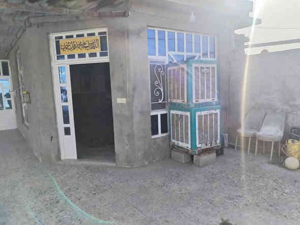 يا الله السلام عليكم بيت مساحه 303 متر 
العنوان بغداد المدائن الجعاره شارع معمل الغاز مقابيل مطعم وحدائق البستان موقع مميز ولسعر بلاش كامل الخدمات بلتوفيق لليكون من نصيبة  سعر 90 وبي مجال بسيط طابو 25 
*********** ***********
