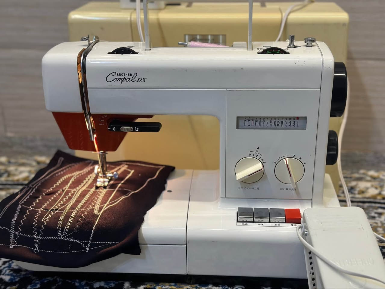 سلاو مەکینەی برازەری کۆمبال بالەی یابانی زۆر پاک بیعەیب 
١٤ نەخش و ئۆڤەر و کونە قۆمچە راستە درومانە سەوتی کەم جانتای خۆی لەگەلە نرخی ١٠٠ هەزار یەک تۆز مەجال 
سلیمانی گەیاندنیشم هەیە 💚 Singapore


**إذا كنت صاحب هذا الإعلان وتريد حذفه لأي سبب، رجاءا أرسل رسالة إلى الدعم الفني**