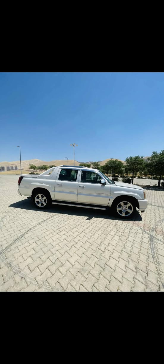 كدلاك لبيع او مراوس فول مواصفات فتحه سقف دفع رباعي خليجيه للاستفسار الاتصال ***********
