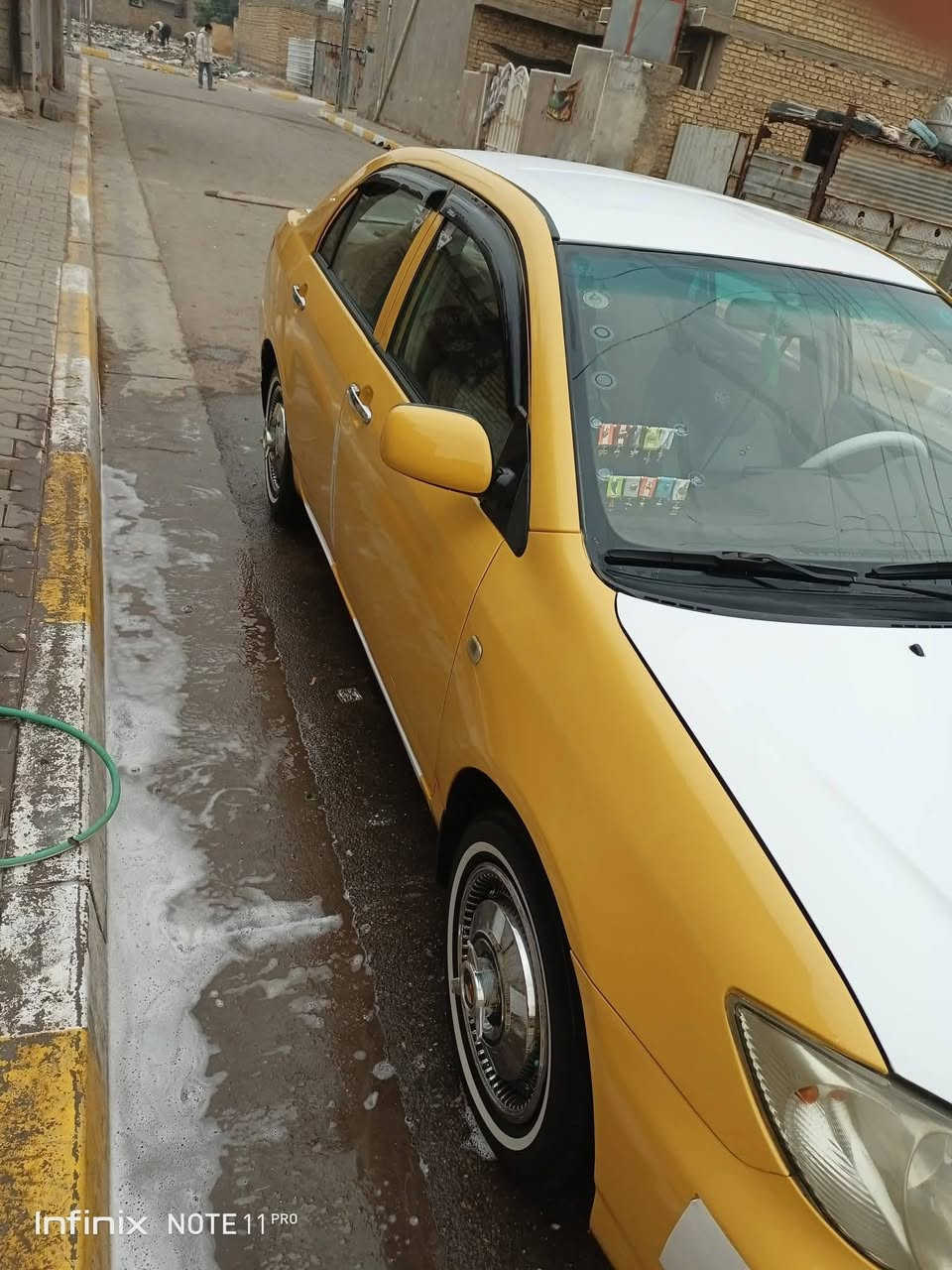 من رخصه الادمن بيوايدي ١١ للبيع مصبوغه عام جمالية مصفرة هيئه ومرور والسعر ٥٢ 
بغداد سويب الرقم ***********
