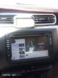 شاشة اندرويدرينو داستر عام وبد وعلى الكفر الأصلي مال السيارة وبيهه كار...