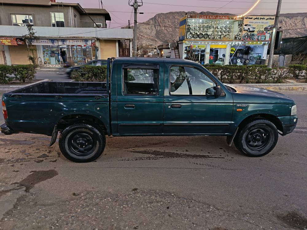 پیکاب فۆرد رەنجەر مۆدێل 2004 مزایەدە ، بێ دەعم و لێدراو تەبرید و دەبڵ ئەکسل ، سەیارەکە گازە پەمپ و نەوزڵە زۆر بێ مەسروفە ماڵی ئیش و کەسابەتە ، نرخی 48 وەرەقە شوێن دەربەندیخان  
*********** السليمانية, العراق
