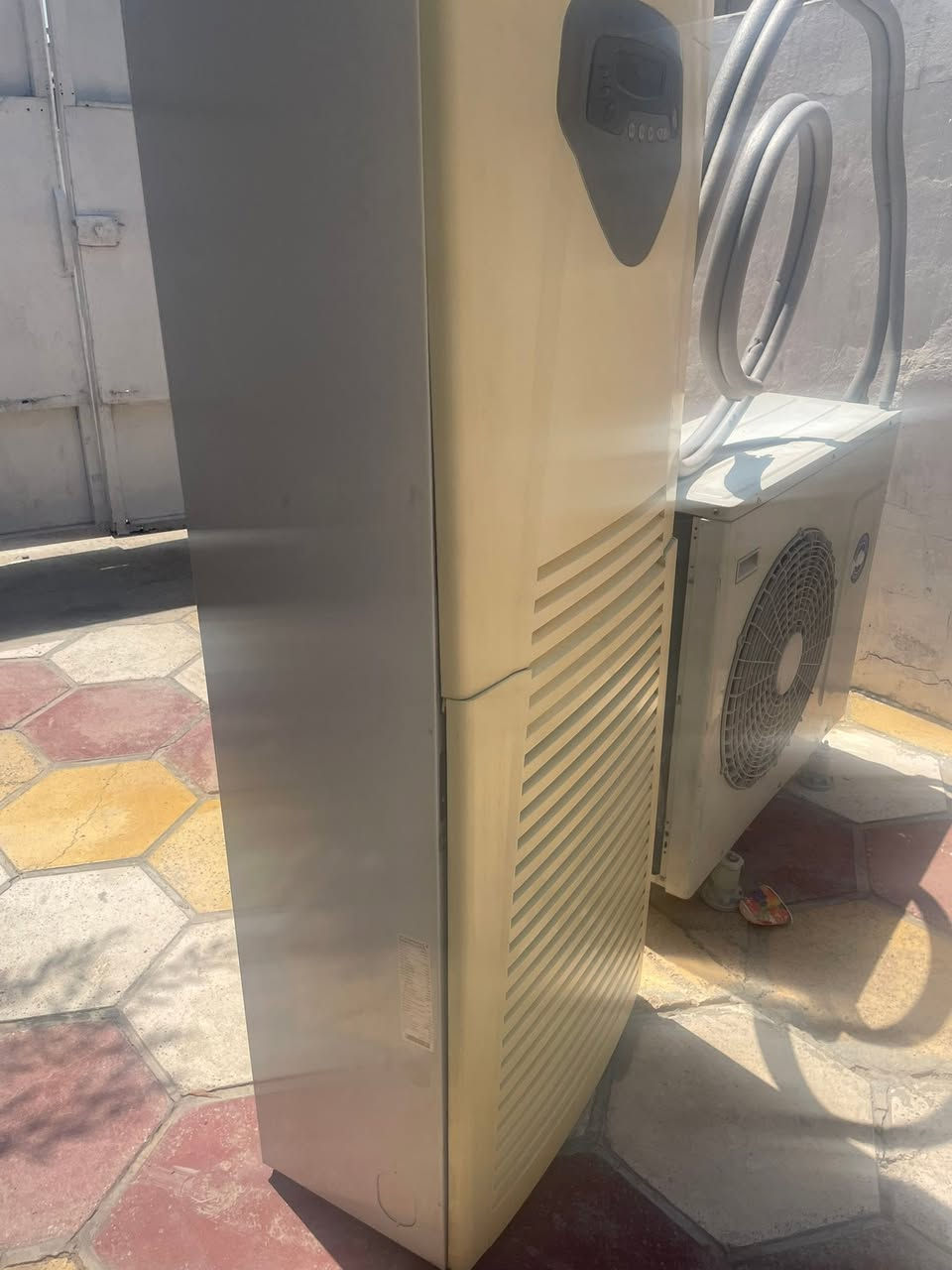 البيع سبلت مسعمل شقال كامل قازه سعره 550
***********
