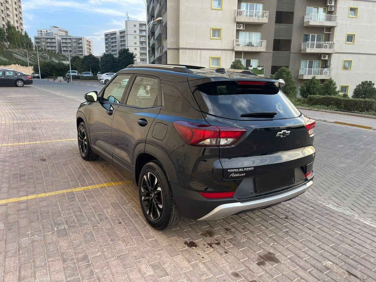 شۆفرلێت تریلبلاز2022
 فوول فوول مواسەفات پانۆرما  1,3L Turbo 
ڕەشی قەتران 
بەسمە و شەغال
کامێرا 
شاشە گەورە
ڕاداری پێشەوە 
ئاوێنە ڕادار 
حاسەی پێشەوە و تەنیشت 
ئۆتۆ ستۆپ
گێچ ئەلکترۆنی 
کارپلەی بیلاد
سوکان ڤۆلیۆم 
تەحدید سورعە
راداری جادە
کوشن هیتەر 
کوشن کارەبا
سندوقی شفت وبە قاچ ئەکرێتەوە 
٢٠ ئیرباگی تیایە
موکەبەرە Amrike
ویلی سپۆرت بیلادی 
چوار مۆدی لێخورین
دژەخلیسک 
90,000کم رۆیشتووە
سەیارەکە زۆر تازەو لۆکە تەنها دەرگای سەکنی بە بیلاد گۆراوە و بەبێ ناو

سعر لە کۆمێنت داوابکە ڕاستەخۆ بۆت دیت 📩 

بێ ئیرباگ بێ سارد بێ شوخت
گێر و مەکینە و کارەبایی و تەحویل و 
غەرامە بە شەرت
سەنەوی تازەیە
سۆنەرو رەسمی حادیسەی دادەنێم

ژمارەی خاوەنی 
*********** 
وەتساپ
