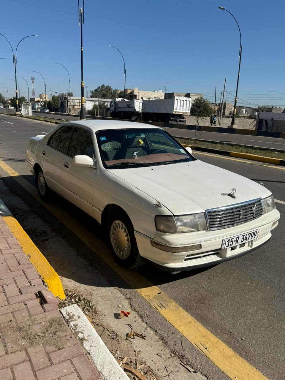 السلام عليكم 
بطه منفصل مديل ١٩٩٢ 
سياره مكفوله من كلشي فقط مكانات صبغ اثر جراد 
سياره كلشي شغال تبريد كهربائيات سنتر لوك 
رقم انبار مشروع وطني باسمي رقم انكليزي 
مكاني نجف سياره عارضها ب ٥٧ وبيها مجال قليل 
***********
