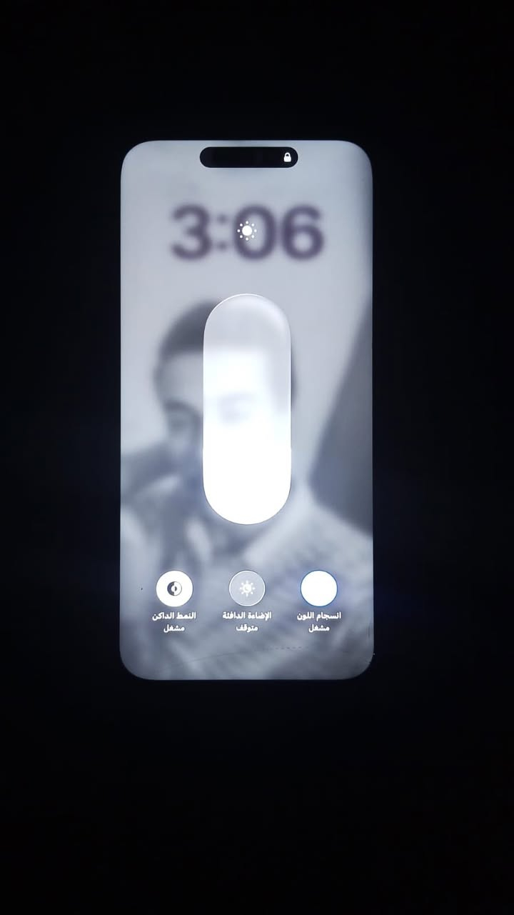 15برو ماكس للبيع مبدل بطاريه والضهر مكسور السعر الاتصال على الرقم وتدلل ***********
