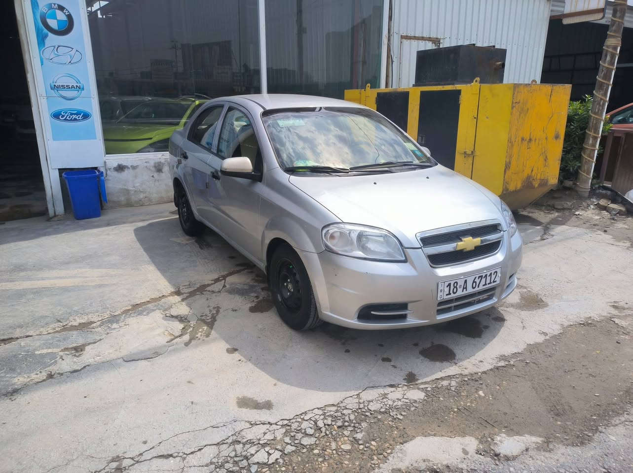 السلام عليكم افيو 2013سياره جاهزه من كل النواحي مكان السياره بابل قرب جسر بته السعر 76$وبيه مجال الاتصال ***********
