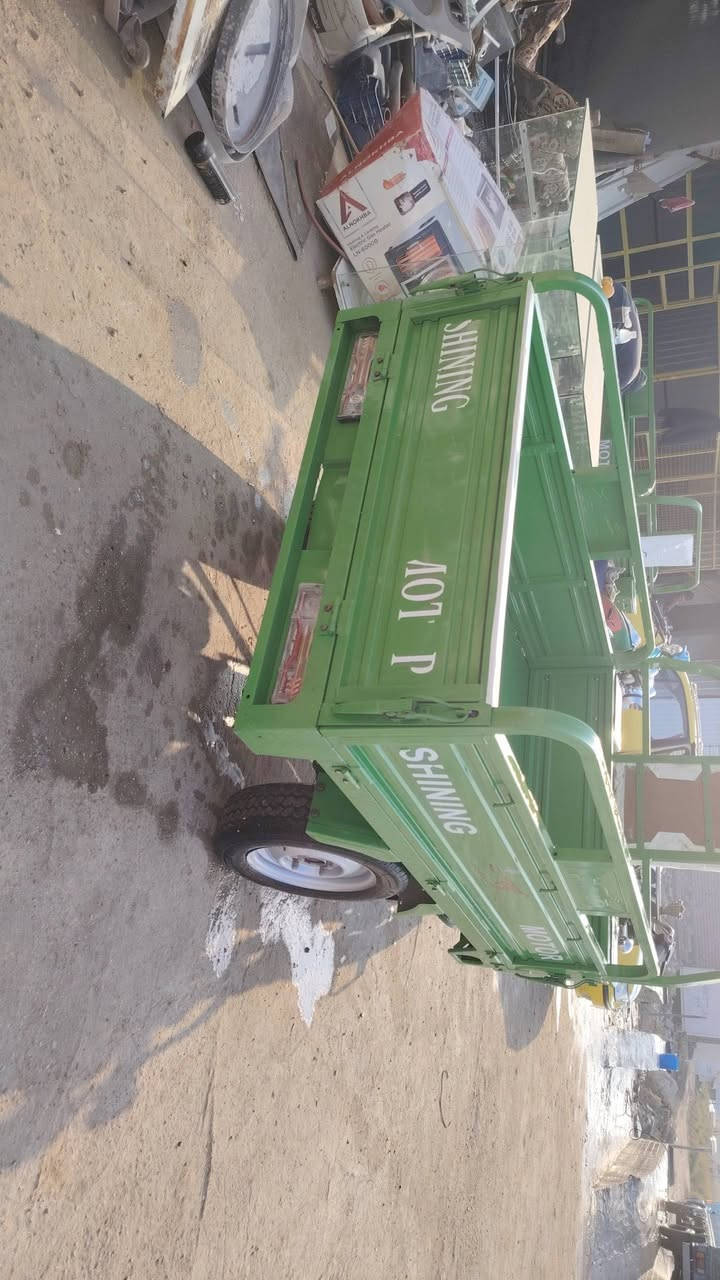 سلام عليكم ستوته للبيع خضره مديل 23علويه مكفوله وراق صولي مكانه بابل كفل شراي يخابر وبيهه خير ويدلل***********
