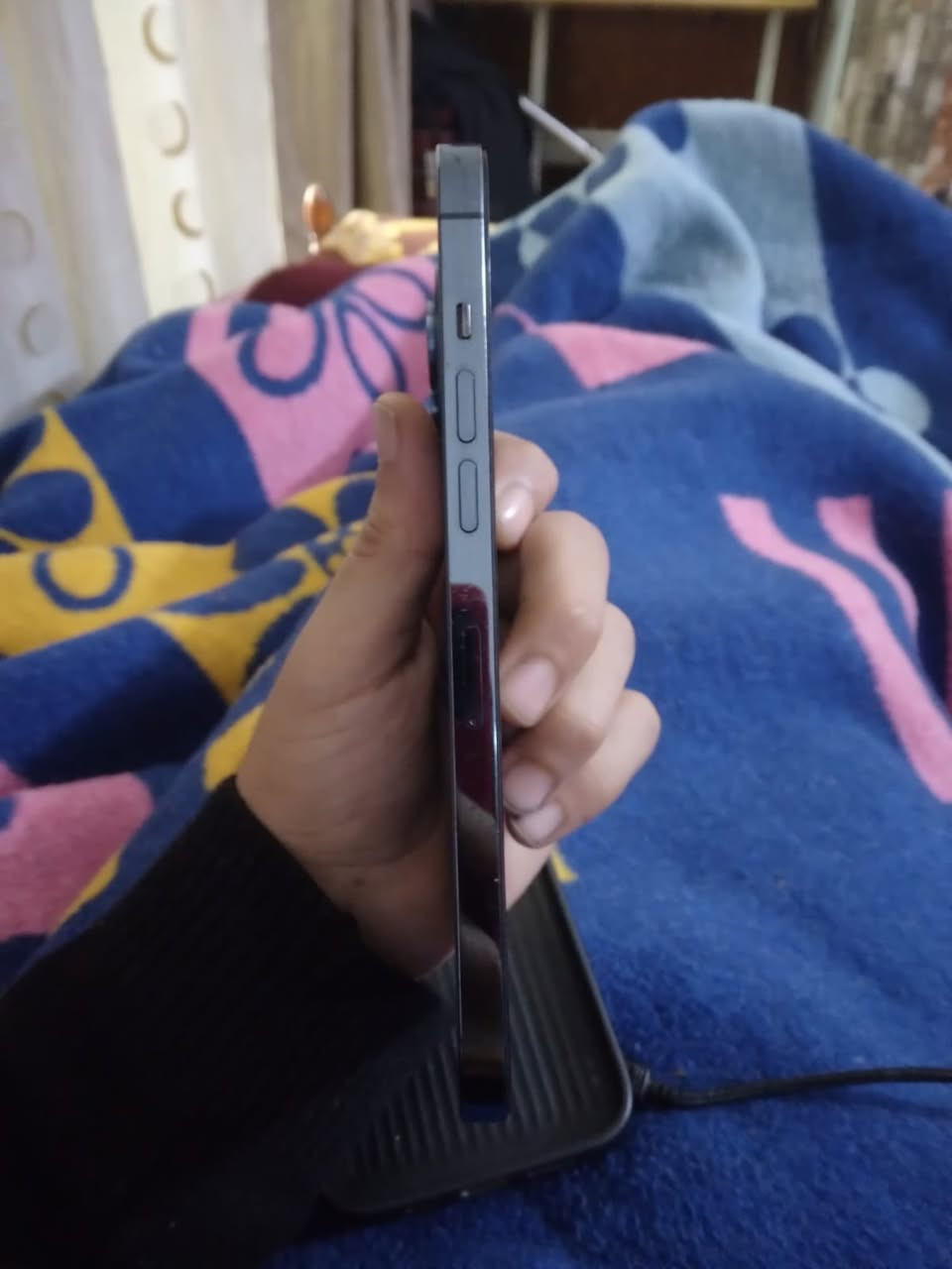 ايفون ١٢ ابرو ماكس امبدل شاشه وكاله و بطاريه جهاز كل عيب مابي مكان ديالى مقداديه شراي تعال وتساب ***********
