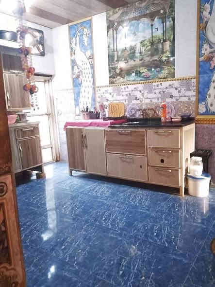 بيت للبيع طابو صرف على المبادره الموقع حي العسكري الترابي مقابل الطاقه الجديده  المساحه ٢٠٠ متر يحتوي على طابقين الطابق الاول ساحه خارجيه و صحيات  وستقبال وصالتين يحتوي على ٢ غرف ومطبخ حار + بارد   الطابق الثاني يحتوي على ٢ غرف و صاله وساحه   الرقم للاستفسار ***********
