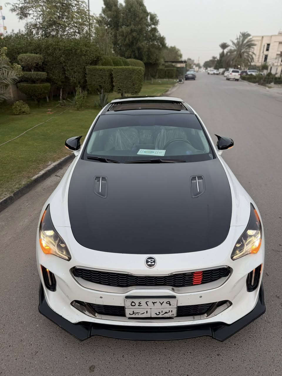 � كيا ستينكر موديل 2018
فول1/1
سيارة نظيفة جداً وبحالة ممتازة
✔️ مكفولة من الدعامية للدعامية
✔️ كير ومكينة وصدر مكفولات
✔️ ماشية 69 ألف 
✔️ محرك 2000 تيربو
✔️ تبريد قطعتين منفصل (أمامي وخلفي)

🔹 المواصفات:

 • سقف بانوراما
 • اكزوست رياضي 4 فتحات
 • سستم صوت هارمن كاردن+ انارة داخلية بلاد
 • أشاير بالمرايا + نظام النقطة العمياء
 • بصمة أبواب + ترحيب
 • حساسات أمامي + خلفي + جانبي
 • مقاعد كهرباء + خزن ميموري
 • تحديد مسار
 • كير شفتر بالستيرن
 • تحكم ستيرن فول + ستيرن تدفئة
 • كروز سيطرة ذكي تفاعلي
 • مراية وسطية أوتو ديم
 • كشنات تدفئة
 • أوتو هولد + بريك بصمة
 • أوتو ستارت ستوب
 • حساس مطر + حساس لايت

🔹 إضافات:

 • ويل كب حجم 19
 • طقم تايرات بحالة ممتازة جداً
 • بلكات أصلي HKS
 • سبايدر أصلي
 • لحية

السعر(177)💵

مكان السيارة بغداد 
للاستفسار ‭0770 712 2616‬
