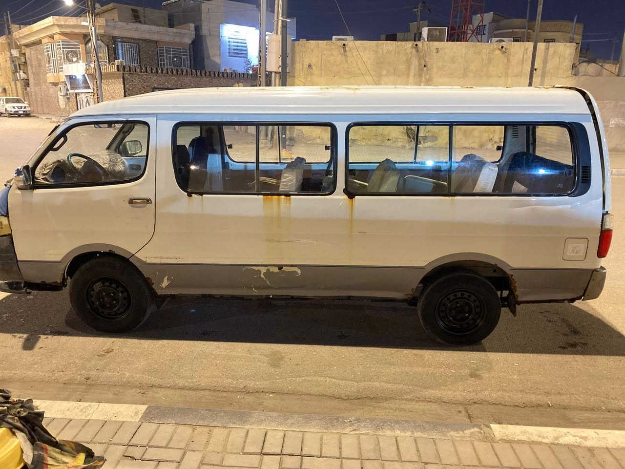 كيا فتون موصليه مكينه ونجي مكينه وكير مكفولات السعر 20 وبيه مجال ***********
