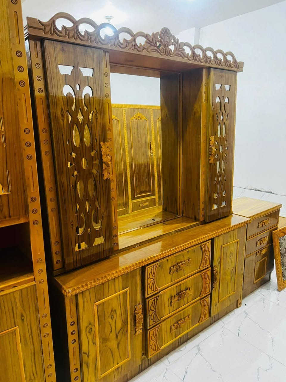 #بالتقسيط #بالتقسيط #بالتقسيط 😱🧿🌹

#غرفه نوم جديده 
خشب #عراقي ثقيل زان 5 مليم  صبغ #حراري 

#موديل حديث 
البيع بالتقسيط المريح لمده 18 شهر وبدون مقدمه 
#المشمولين بهذا العرض الاشخاص الذي يحملون بطاقه كي كارد #الرافدين فقط 
#السعر على الخاص

متوفر جميع موديلات ومتوفر غرف تركي ايضا 
العنوان موصل

متوفر #توصيل داخل الموصل #وجميع محافظات العراق 
🚕🚕🚕


**إذا كنت صاحب هذا الإعلان وتريد حذفه لأي سبب، رجاءا أرسل رسالة إلى الدعم الفني**