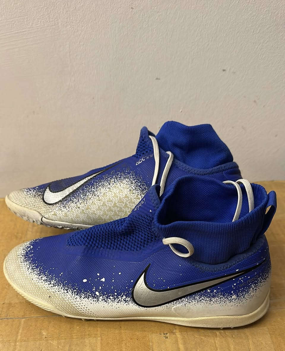 حذيه بالة مفولة يوجد خدمة توصيل لكل المحافظات راسلوني خاص وتدللون


**إذا كنت صاحب هذا الإعلان وتريد حذفه لأي سبب، رجاءا أرسل رسالة إلى الدعم الفني**