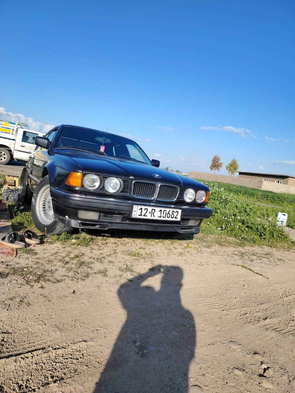 740 v8 1994 اصل وفصل دبل جام دبل جكمجه رقم نكليزي تحويل مباشر حساسات خلفي بلادي  طخم تايرات جديد حتى دهن اليوم بدلته سياره شلعتها نار ومعدلها يخبل رون ناصي تمشي 200 الرون 3.5بردات كهرب كشنات كهرب خزن 3 حركات تدفئه بلكشن سياره ع وضع الشركه تبريد ثلج ⛄️ تدفئه نار بانكاتها مضبوطه ماتعرف شي اسمه حماوه كير ومكينه شرط حتى السنتر لك شغال غرفتها انضف من حياتي داخل ملكي صاج مصبوغ السكف وقبغ الصندوك مامصبوغه عام وشرط السياره دكه جاكوج مابيها بس اثر جراد السياره  وبس الجاني يعرف يقيمها بلحقيقه احله من الصور 
اليشوفها غاليه يعتبر روحه ماشاف شي والسوك كلشي بي حتى ب20 ورقه تلكه والي تعجبه ماعنده فلوسها يشلع عيوني وياخذها بلاش سعرها 80 وبيها بس حك الجيه
***********
مكان السياره موصل الأيسر
