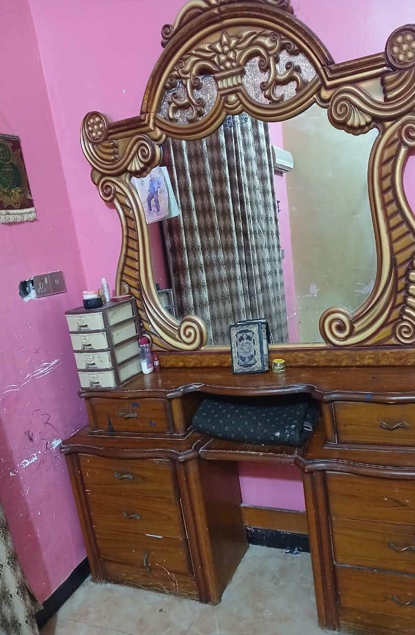 غرفه كامله و نظيفه حيل السعر 500 و بيه مجال المكان كربلاء حي العباس ***********
