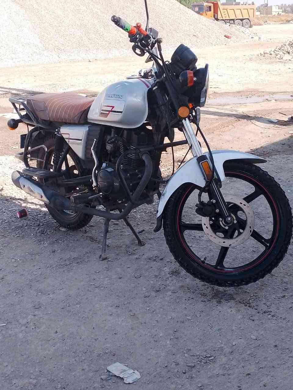 سلام عليكم شباب دراجه البيع موديل ٢٣ مكلف بلنشر رقم صاحب الدراجه *********** مكان منطقه الجزائر قروب تقاطع الجيزاني
