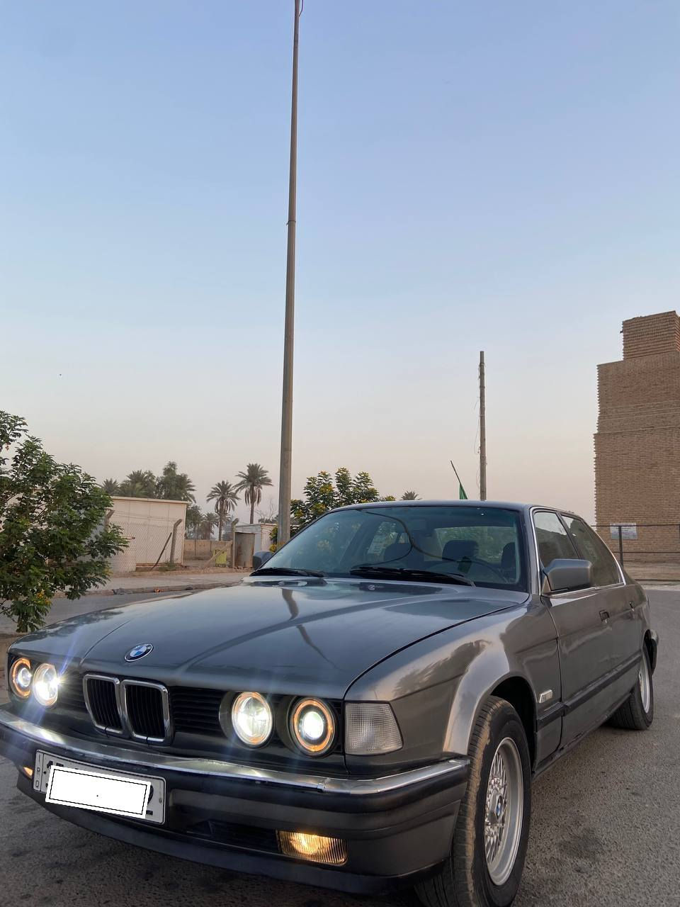 BMW
 موديل 91  للبيع
735 مفتوح
 6 سلندر . كير كهربائي
رقم جديد سنوية لل 28 باسمي 
رقم انبار تحويل ثاني يوم مشروع وطني 
السيارة كاملة تخم تاير جديد 
صبغ فرن جديد سيارة معمرة بل كامل 
مكاني بغداد المدائن
للاستفسار ***********
