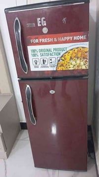 ثلاجة صغيرة • نضافة ٩٠٪ • بصرة صالحية