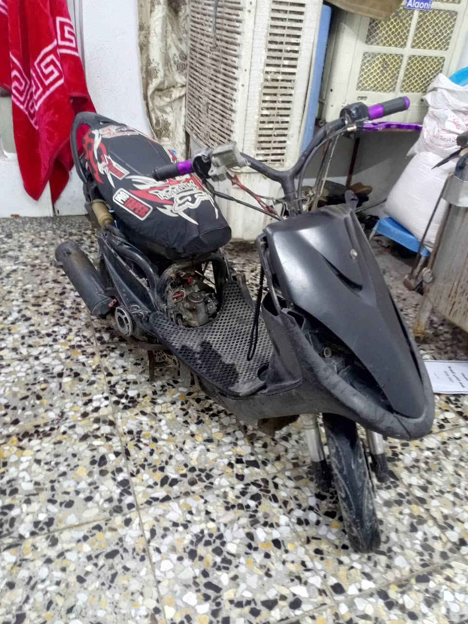 سلام عليكم دراجه ماكس لعب بوشه 55 دراجه كفراتهه كامله سوادات كامله الدراجه نكره سلف بكل وقت سعر ٣٢٥
مستعجل على بيعه ***********
