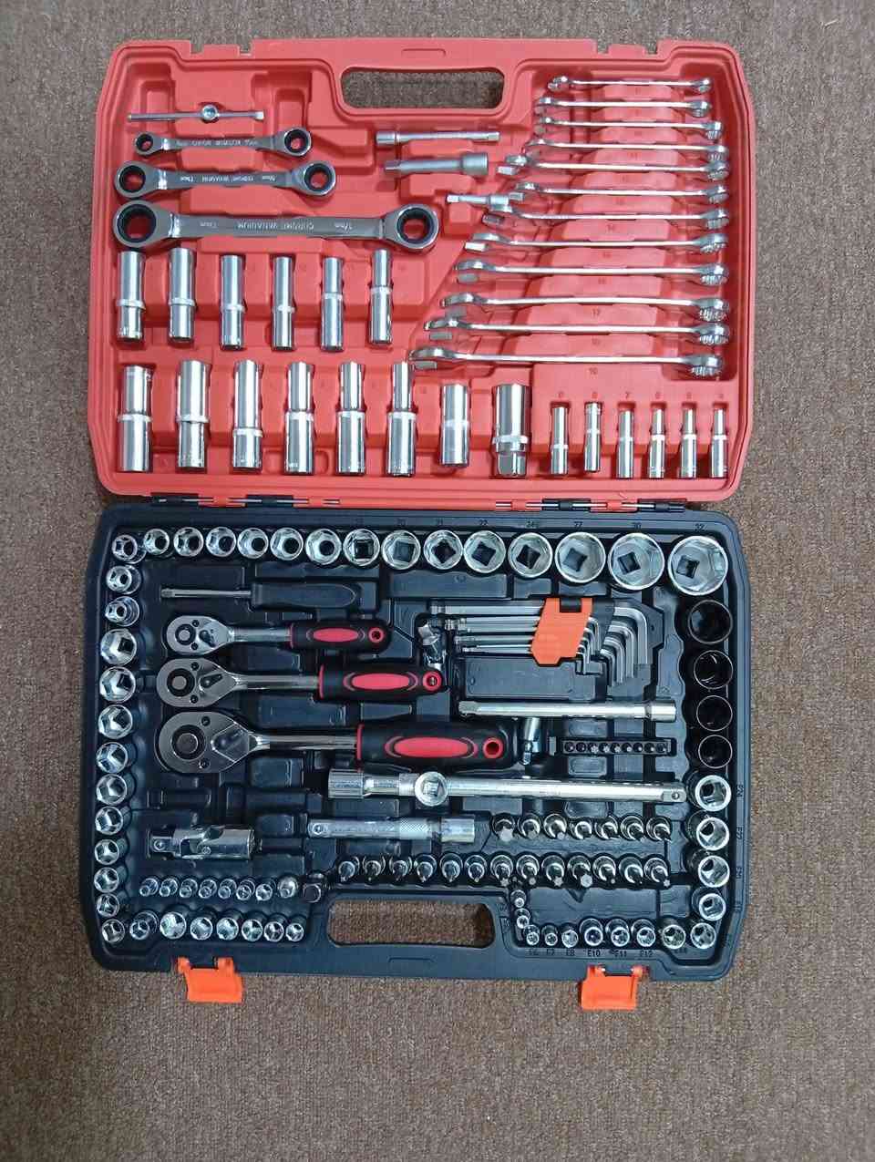 عده عملاقه كلش ثكيله
151 قطعه 
مزادها يبدي من 50 الف


**إذا كنت صاحب هذا الإعلان وتريد حذفه لأي سبب، رجاءا أرسل رسالة إلى الدعم الفني**