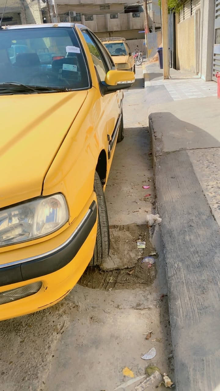 السلام عليكم بيجو بارص 2015 سياره مكفوله من الضربه والتبديل مكينه كير خير من الله لاتنقضي ولاتبخير والسياره احله من الصوره  سعر 47وبيها مجال خاطر جيتك مكانها بغداد الشعب مقابل المحكمه وحي القاهره شارع مخابز الخير رقم ***********
