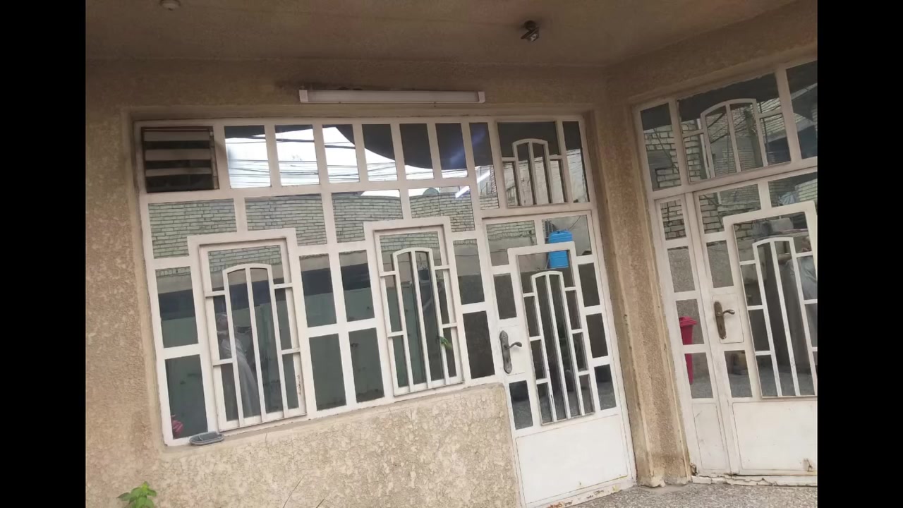 السلام عليكم ،،،، بيت للبيع مساحتة ٢٠٠ متر زراعي البلديات قرب سيد هاني لاستفسار التواصل على هذا الرقم ***********
