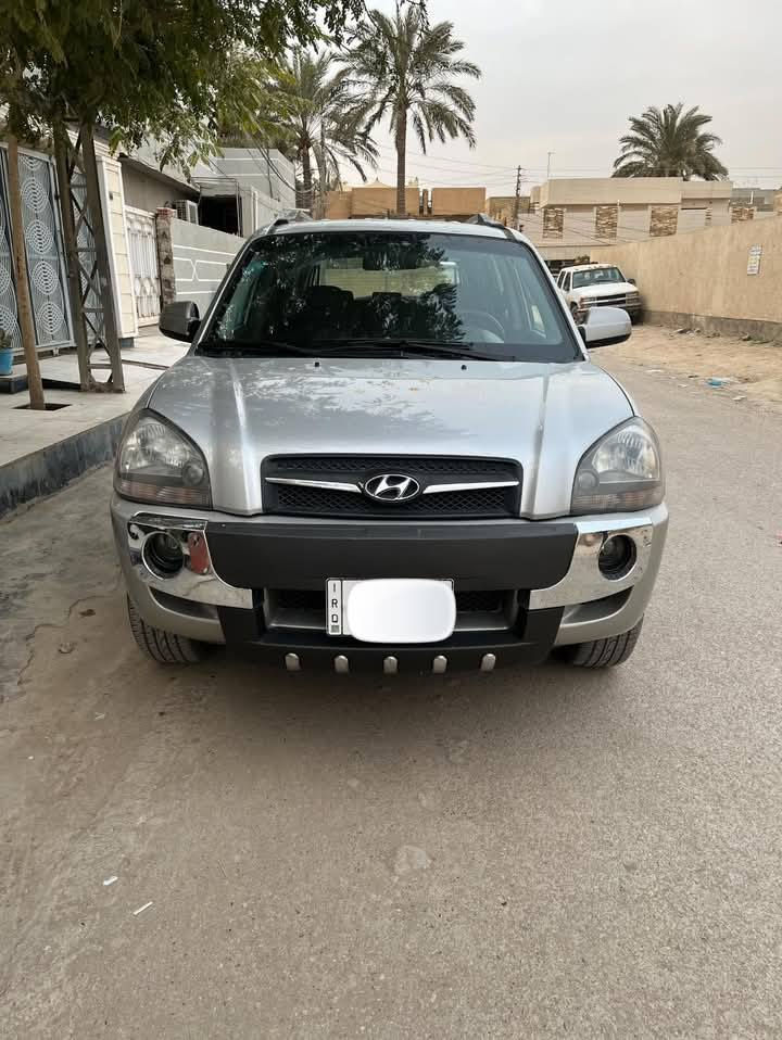 السلام عليكم
توسان موديل ٢٠٠٩ بدون صبغ السياره جاهزه من كل النواحي فقط المكينه بيهه بخار قليل رقم بغداد جديد بسمي السعر ١١٥ مكاني بغداد الشعله وهاذ رقمي ***********
