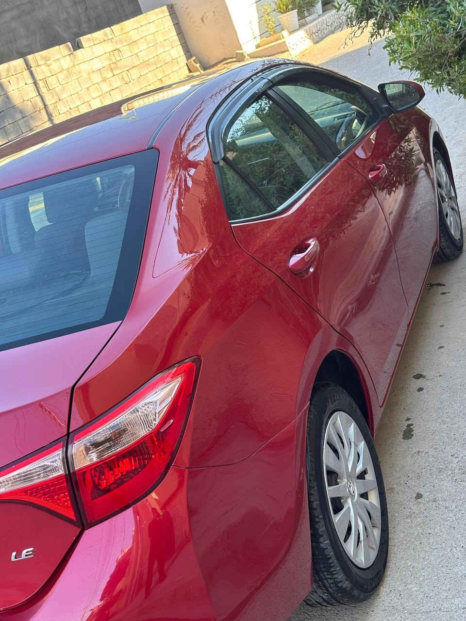 سلام عليكم للبيع  كورلا مديل 2017     سيارة كما موضح بلمشور فقط قطعتين  بدون دواخل سيارة جديدة ماشاء  الله  بسمي  سنوية  2031  هزة جديدة براد جديد  سيارة اي نقص ما بيها  كير مكينة صدر كلة جديد  حجر بيئة رادار  كلة كامل مكمل  معروضة 130 وبيها مجال   وهذا رقمي  ***********
