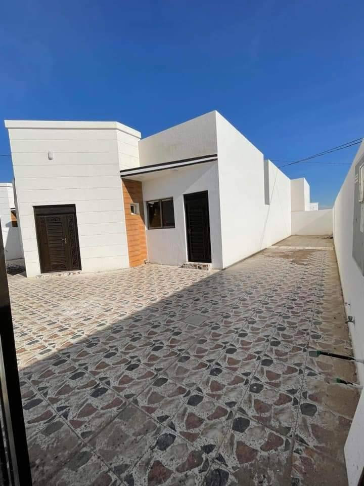 ⚜️بيت ركن للبيع في مجمع الزهور 1⚜️
في الفلوجة قرب جامعة السراج 
بيت زيرو ما مسكون
 المساحة 313م 
واجهة 15.6متر
نزال 20
شارع 40متر  ركن
💵 سعر 165مليون وبي مجال💵
🔖عندك عقار وتريد تبيع لا تحتار راسلنا فقط 👇
عنوان المكتب
📍1 الصقلاوية قرب مدرسة القلم
📍2 الفلوجة قرب مجمع الشفاء مقابل اعدادية الفلوجة للبنين
للاستفسار مراسلة الصفحة او الاتصال
*********** واتساب
***********
*********** 
🥇#مكتب_أكــد_للـعقار

....... #عقارات #الفلوجة #بغداد #بيوت #الانبار #عقارات_الانبار #قطع #عقارات #بغداد #فلوجة #الفلوجة #الفلوجه #الانبار #الرمادي #مجلس_النواب_العراقي #البرلمان_العراقي #المنصور #عقارات_بغداد #عقارات_الانبا
