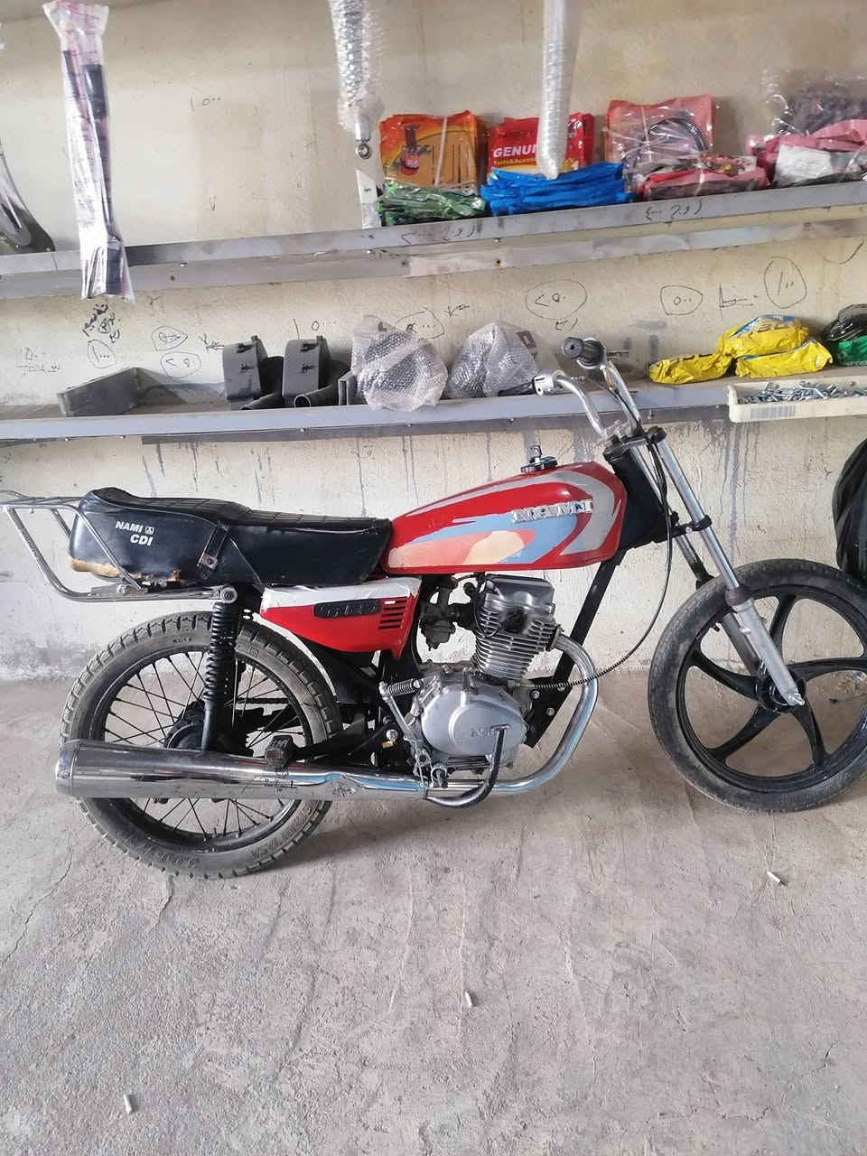 سلام عليكم للبيع بدون كامله ما عوزها شي مكانها بالطبر ***********
