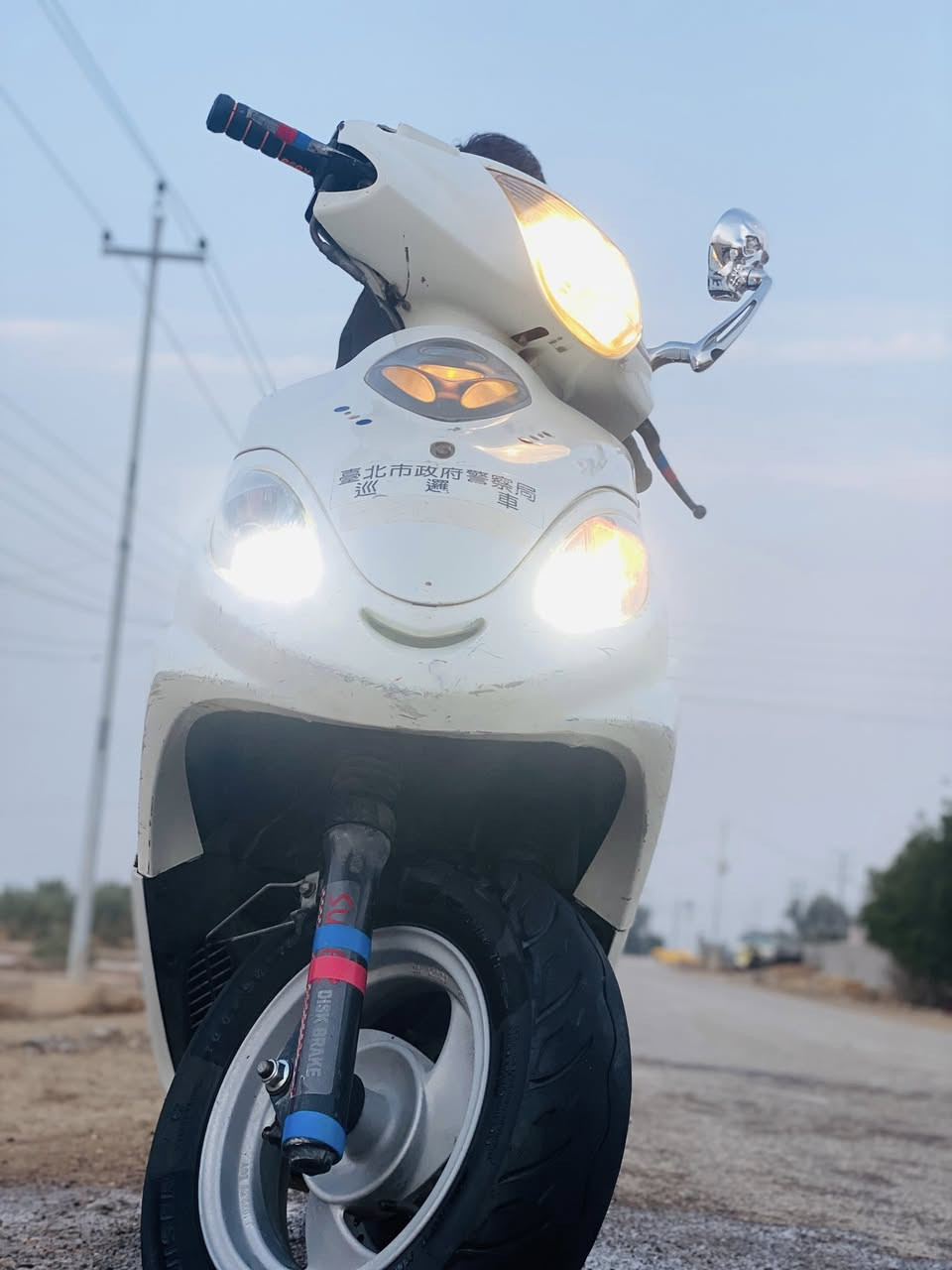 السلام عليكم   …دراجه للبيع. كامكو  موديل 2013 V2فحل. محرك 150 دراجه جاهزه من طول لطول.    محرك ما مفتوح. (رمبه ).  سعر. 650.  ما متواجد خاص ع رقم فقط***********
