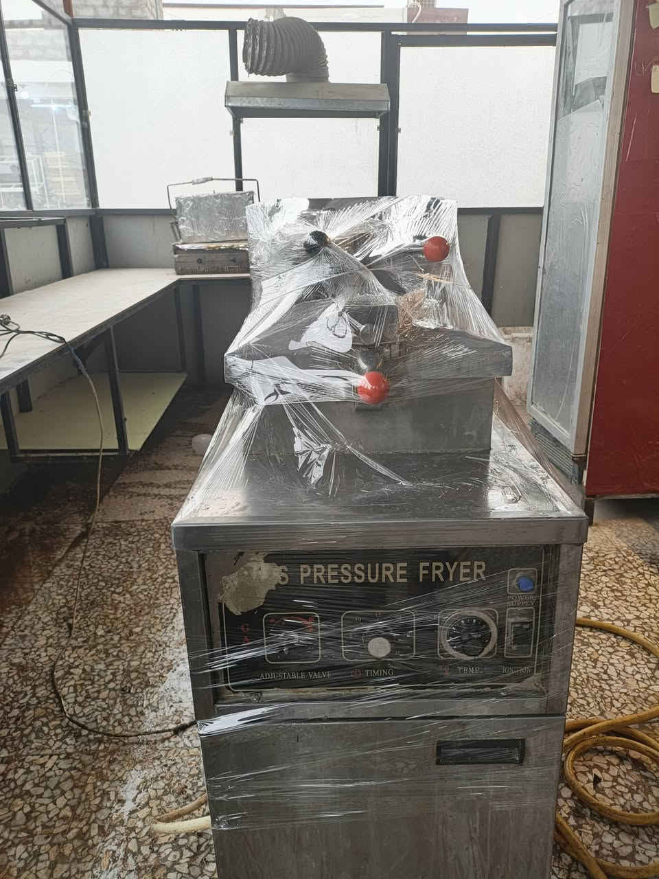 سلام عليكم جدر كنتاكي
وحمايه نظيفات و
شغالات مابيهن عطل السعر قيم واخذهن باليرضي الله 
مكاني النجف مجمع الاميرات 
***********
