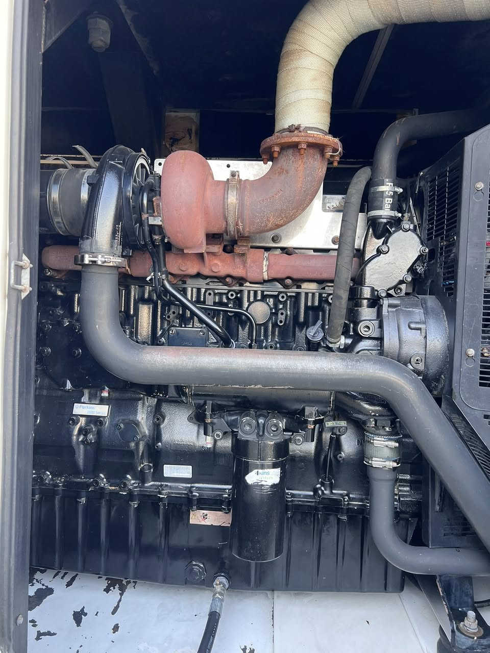 Perkins 2500
550KVA
4000 HOURS 
***********
***********
