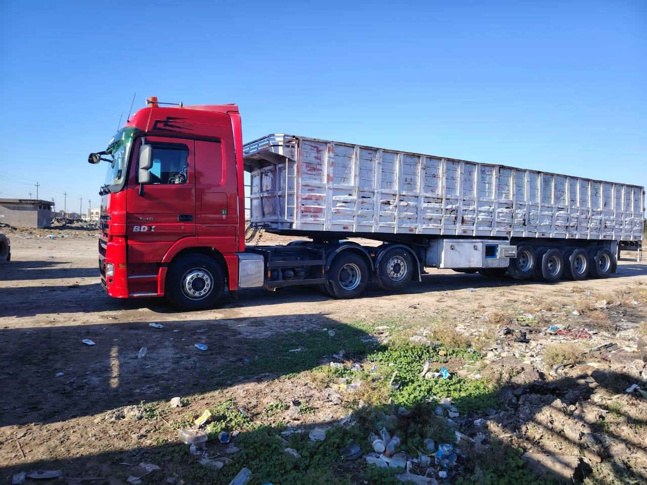 اكتروس دمعه للبيع موديل 2004 رقم بغداد ط. مكفوله من كلشي  محرك جديد كير كله جديده سياره سعر ٣ شدات رقم الفون ***********  عنوان ابو غريب
