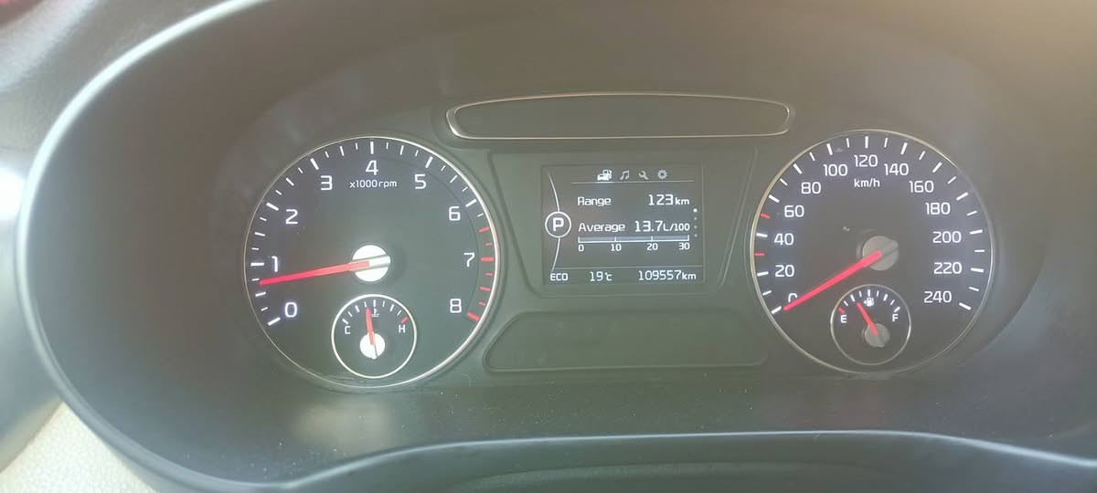 سيارة سورنتوا 17 خليجي ابيض 6 سلندر 7 راكب فول عدا الفتحة رقم بغداد باسمي بيه بارد وصبغ بالجاملغ الخلفي عكس السائق
مكاني كربلاء 225 وبيه مجال


**إذا كنت صاحب هذا الإعلان وتريد حذفه لأي سبب، رجاءا أرسل رسالة إلى الدعم الفني**