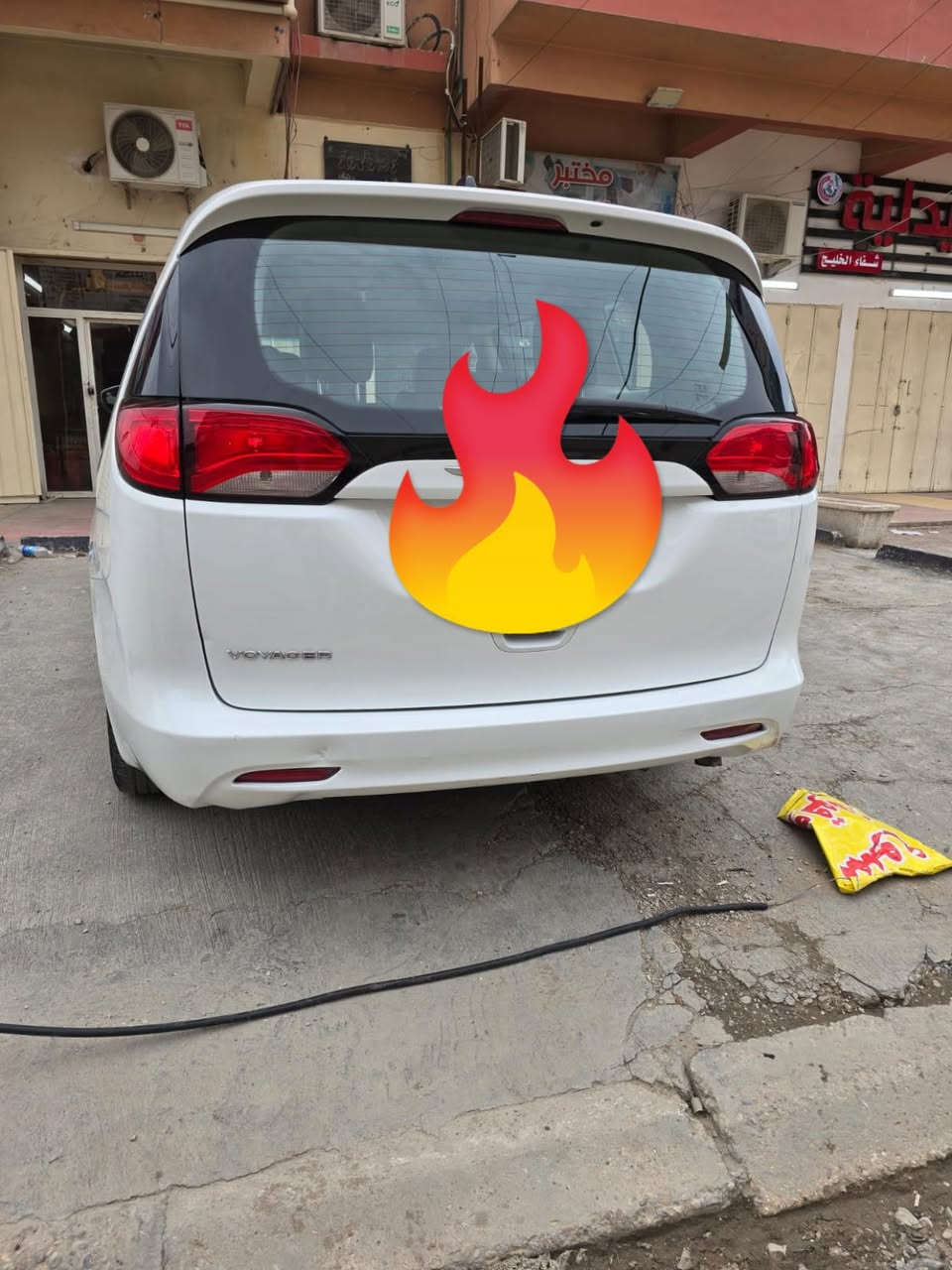 السلام عليكم 
باسيفكا ٢٠٢١ لوان ابيض مكينه سته سلندر ٣٦٠٠ 
حادثه جاملغ وبنيد صبغ فقط سياره حلوه تايريك البصره 
السعر ٢١،٥٠٠$ بيه مجال شرط تحويل مكان بغداد 
الجديده 
مكلف بالنشر خابرتتدلل
***********
