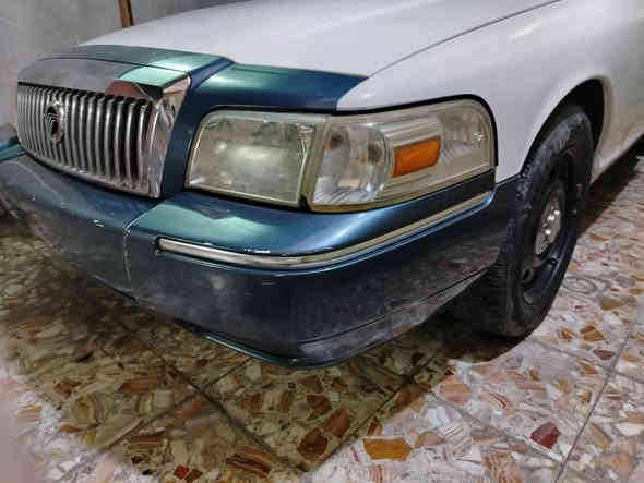 السلام عليكم ورحمة الله وبركاته
بجم ماركيز كامل امريكي اصلي للبيع
دعامية وگصة وشباك ولايتات وسكنات
السعر 450الف 
العنوان السماوة ***********
