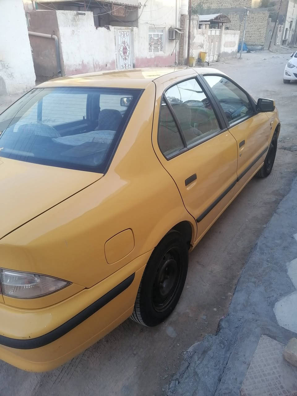 سمند للبيع او مراوس حسب القناعه مديل 2017كفاله عامه مكينه وكير طخم تاير جديد حداديه 75/ 100 سياره جاهزه من كلشي مصفره هيئه وغرامات علمن سياره مطلوبه مصرف ستقطاع مباشر باقي عليها ثلاث اشهر وصير حره مكان سياره الناصريه مركز *********** سعر 52وبيها مجال
