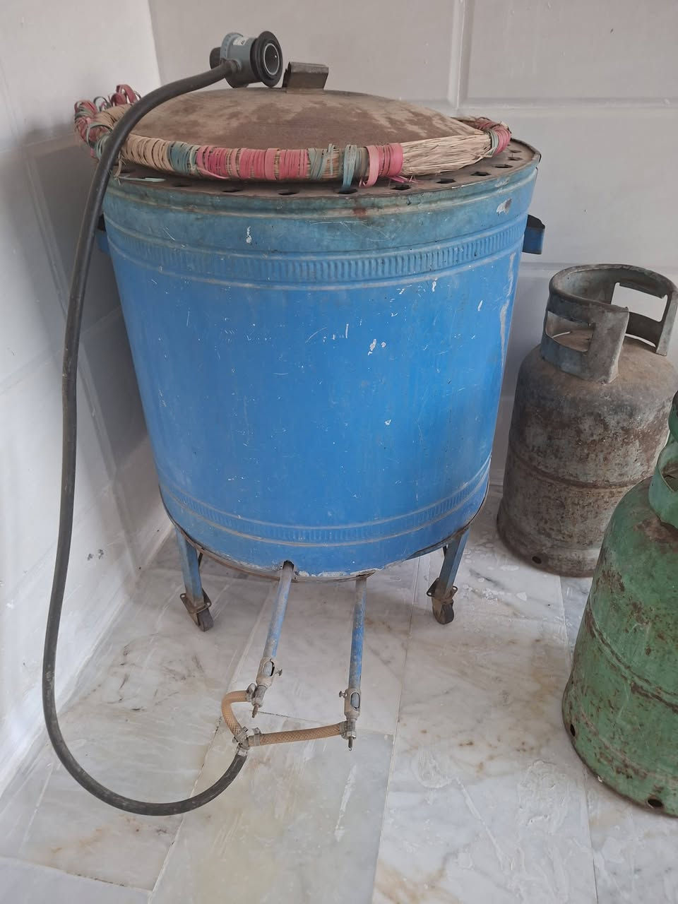 غراض بيت للبيع
***********
