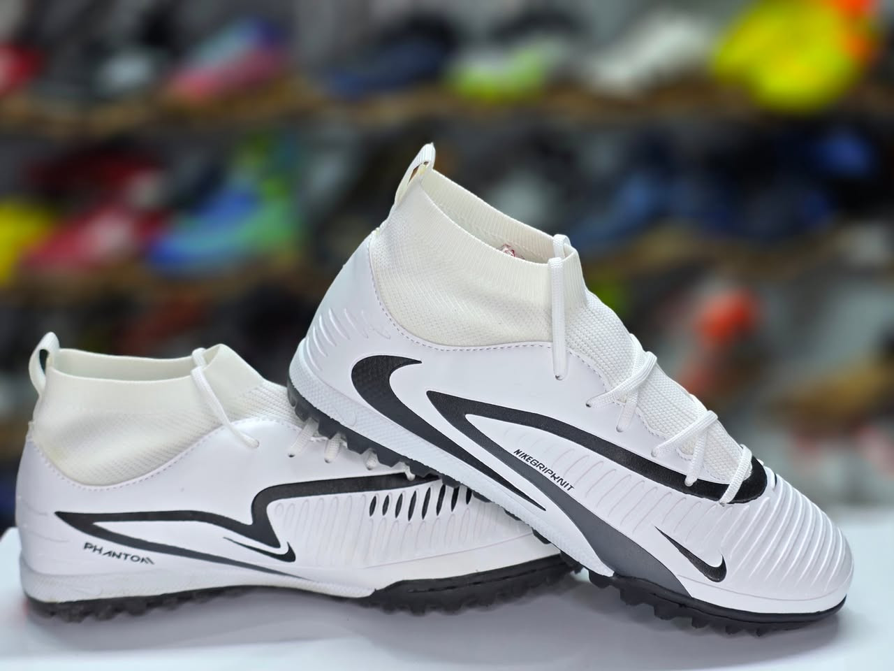 ❤️❤️جملةو مفرد ❤️❤️احذ الموديل ابو جاروب  Nike phantom 2026 خياطة خارجي و داخلي فيتنامي اصلي شرط الفحص فول مرونة وزن خفيف سعر فقط 20,000 وتوصيل موجود للجميع المحافضات فقط5000دينار 🚚🚚🚚🚚تازةتريؤين موديلي 2026ماركةي Nike phantom كورةوي دار ناوتةقةل و دةرةوةي تةقةل زةماني مانكيك و ماركةي فيتنامي قياسات 40بو 45كةياندن بةردةستة بوسةرجةم شاروشاروجكةكان تةنها بة 5000🚚🚚🚚🚚


**إذا كنت صاحب هذا الإعلان وتريد حذفه لأي سبب، رجاءا أرسل رسالة إلى الدعم الفني**