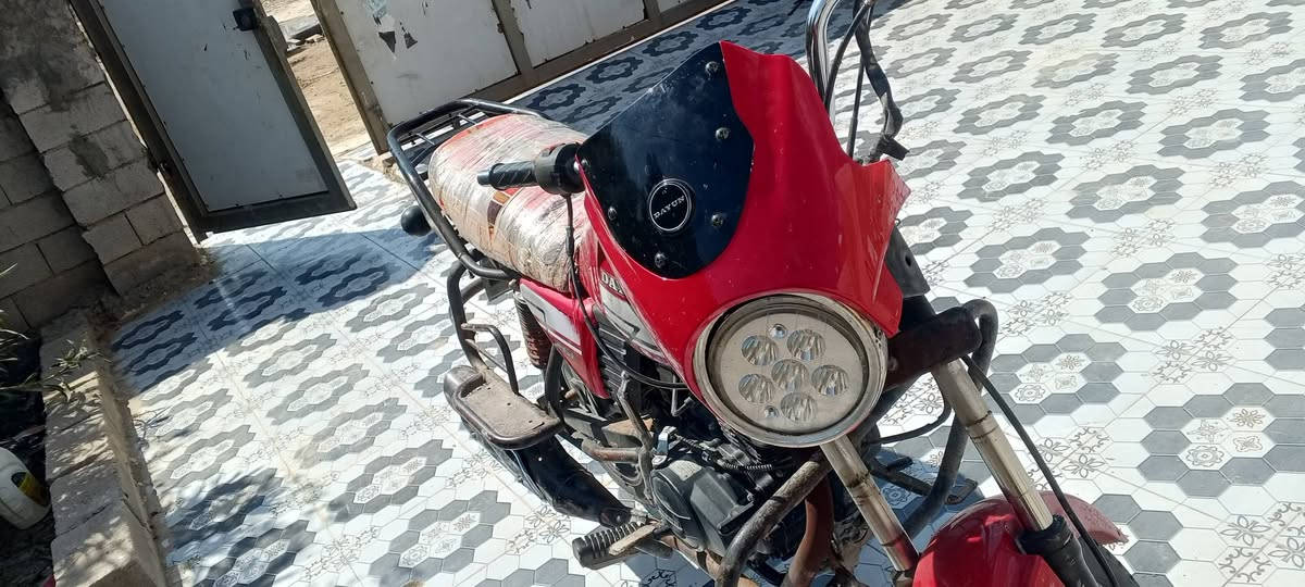 سلام عليكم للبيع دراجه دايون 19 أوراق اصولي محرك ما مفتوح دراجه شوفت عينك شراي يتصل على هذا الرقم ***********وبخدمت شراي
