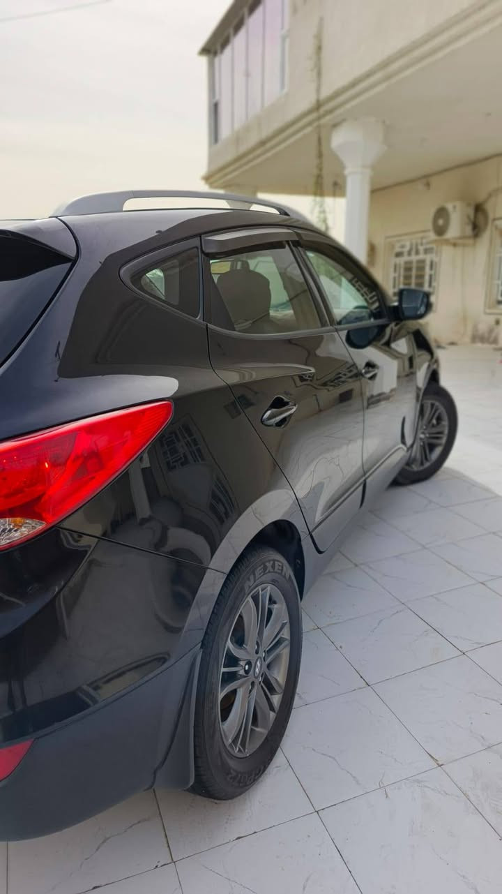 السلام عليكم توكسان 2016خليجي للبيع سياره مكفوله كفاله عامه تبريد مكينه كير  دوشمه جديده  سياره ما ماشيه نضيفه بمعنى الكلمه مكينه 2000 ب160وبيه مجال حك الجيه سياره باسمي مكاني كربلاء الابراهميه ***********
