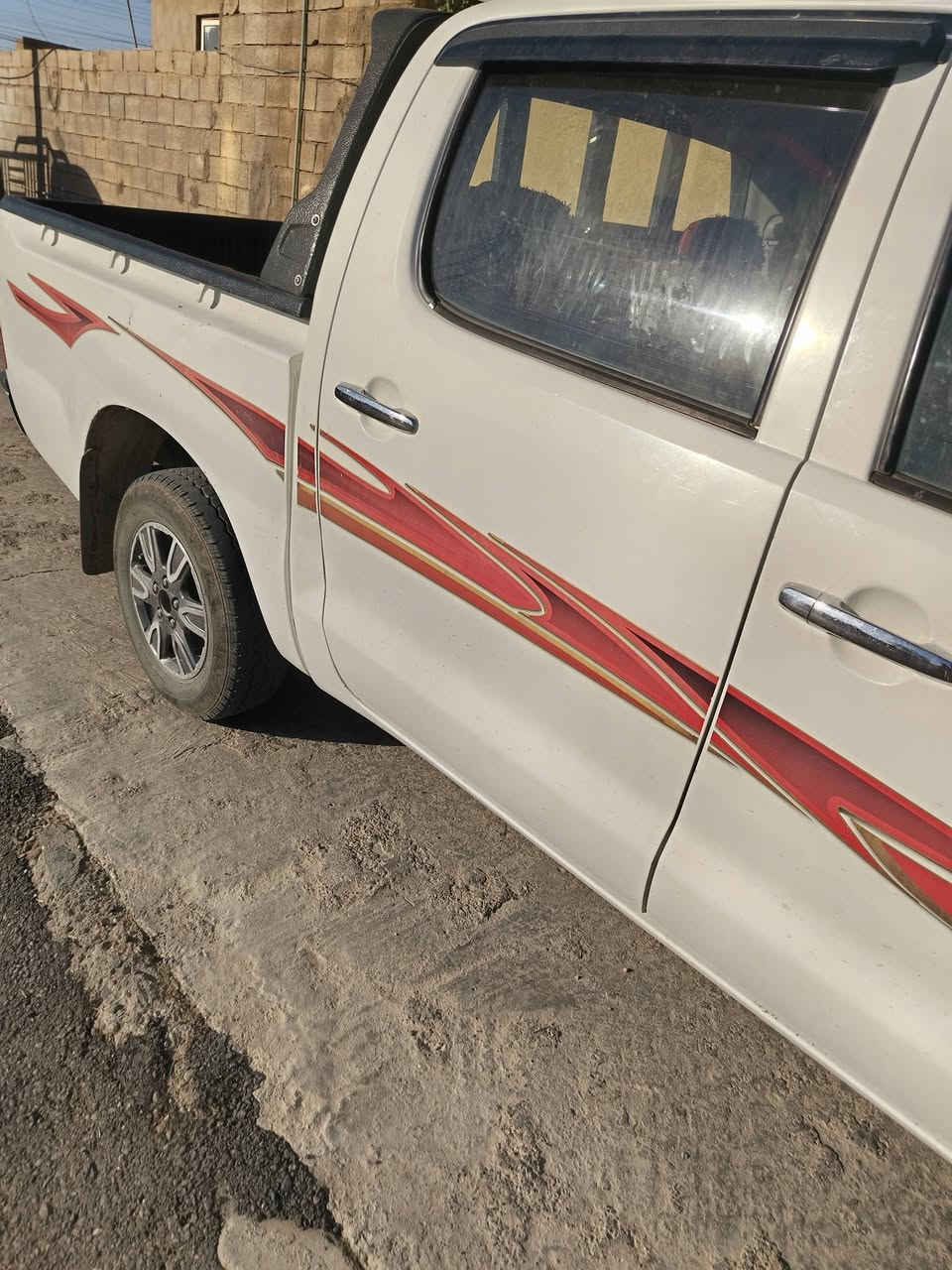 السلام عليكم
بيكب تويوتا ٢٠١١ كويتي السونار مرفق مع الصور  رقم انبار ماشية ٢٥٢ الف كيلو متر محرك ما مفتوح بس بيه تنقيص  سيارة جاهزة
المكان ناحية البغدادي
السعر ١٥٥ ورقة وبيها مجال
اي استفسار الاتصال على الرقم ***********
 @***********
