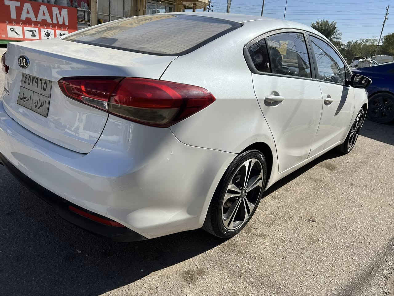 سلام عليكم
سيراتوا 2018 للبيع   
رقم اربيل سنويه نافذه 2023 
مواصفات عاديه
محرك 1600 سياره كفاله فقط مكانين بارد قليل 
حيل نضيفه وجديده ماشيه 100 الف حقيقي 
سعر 137$ 
مكانهه نجف ***********
