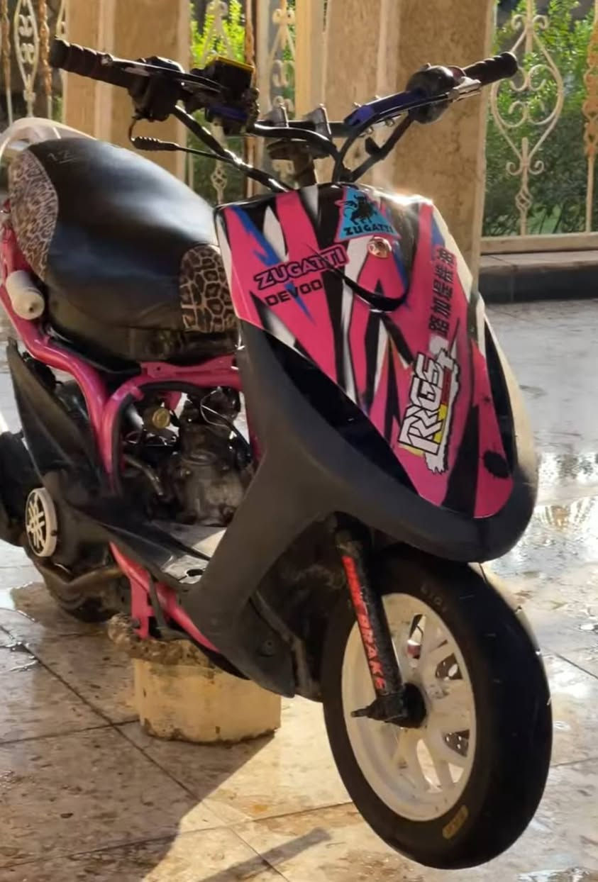 ستيرن 3 قطع هو والرگبة ب30 وبي مجال هاي نصبتة عالدراجة
وبطيخة يوشيمورا هي وغراضها ب20 الف وبيها مجال


**إذا كنت صاحب هذا الإعلان وتريد حذفه لأي سبب، رجاءا أرسل رسالة إلى الدعم الفني**