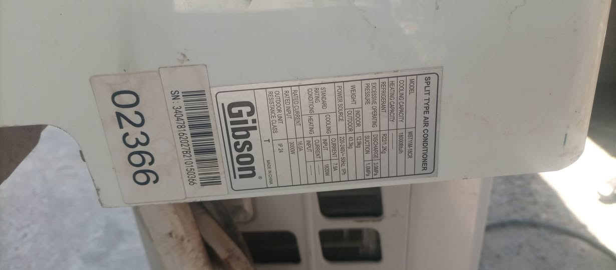 سبلت طن ونص جبسون نظيف اخو الجديد يعمل بصوره جيده كامل كل شيء ما بيه رقم الهاتف *********** السعر 250الف
