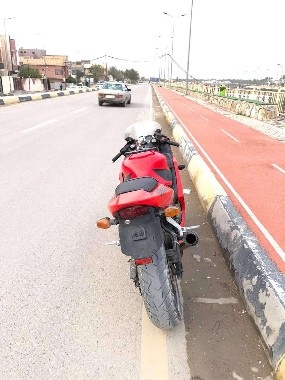 هوندا f4i 600 الدراجه نظيفه بدون اوراق  دراجه نظيفه وكامله العنوان ديالئ بعقوبه   السعر 22 رقمي  *********** خابرني وتدلل بيع فقط  واي تفاصيل اتصل
